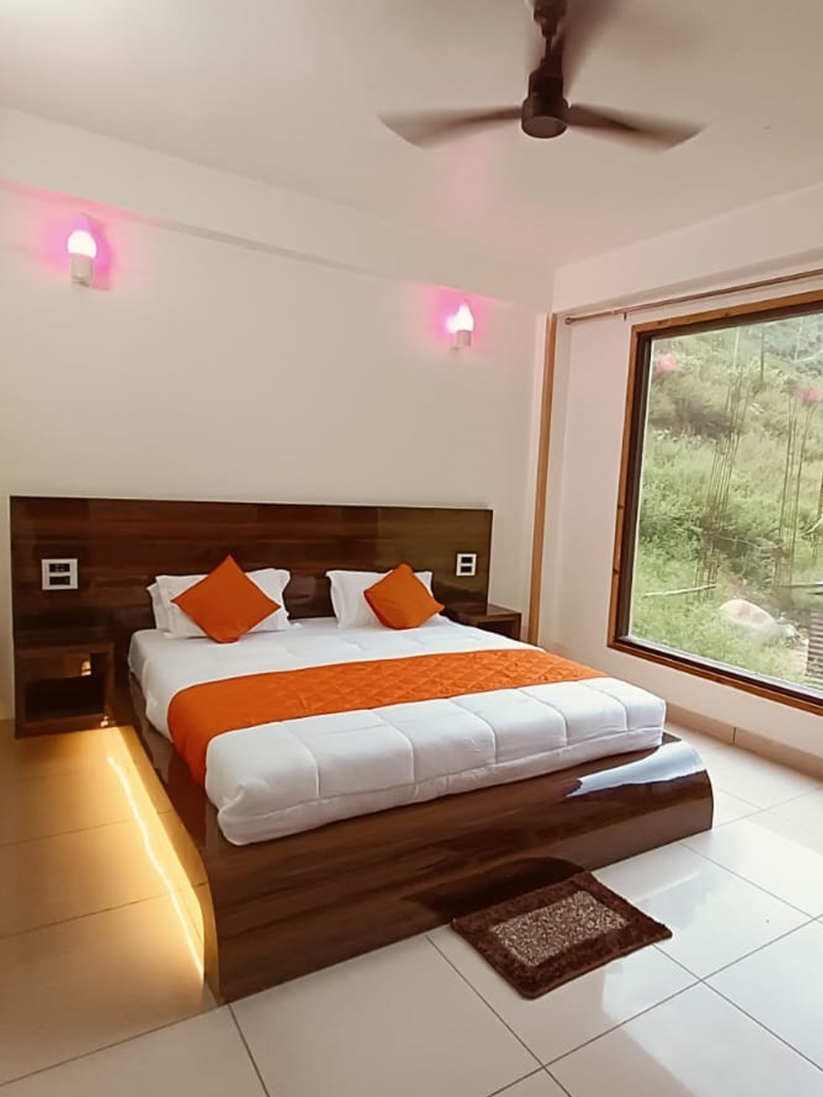 Hotel The AK Inn Nerwa 